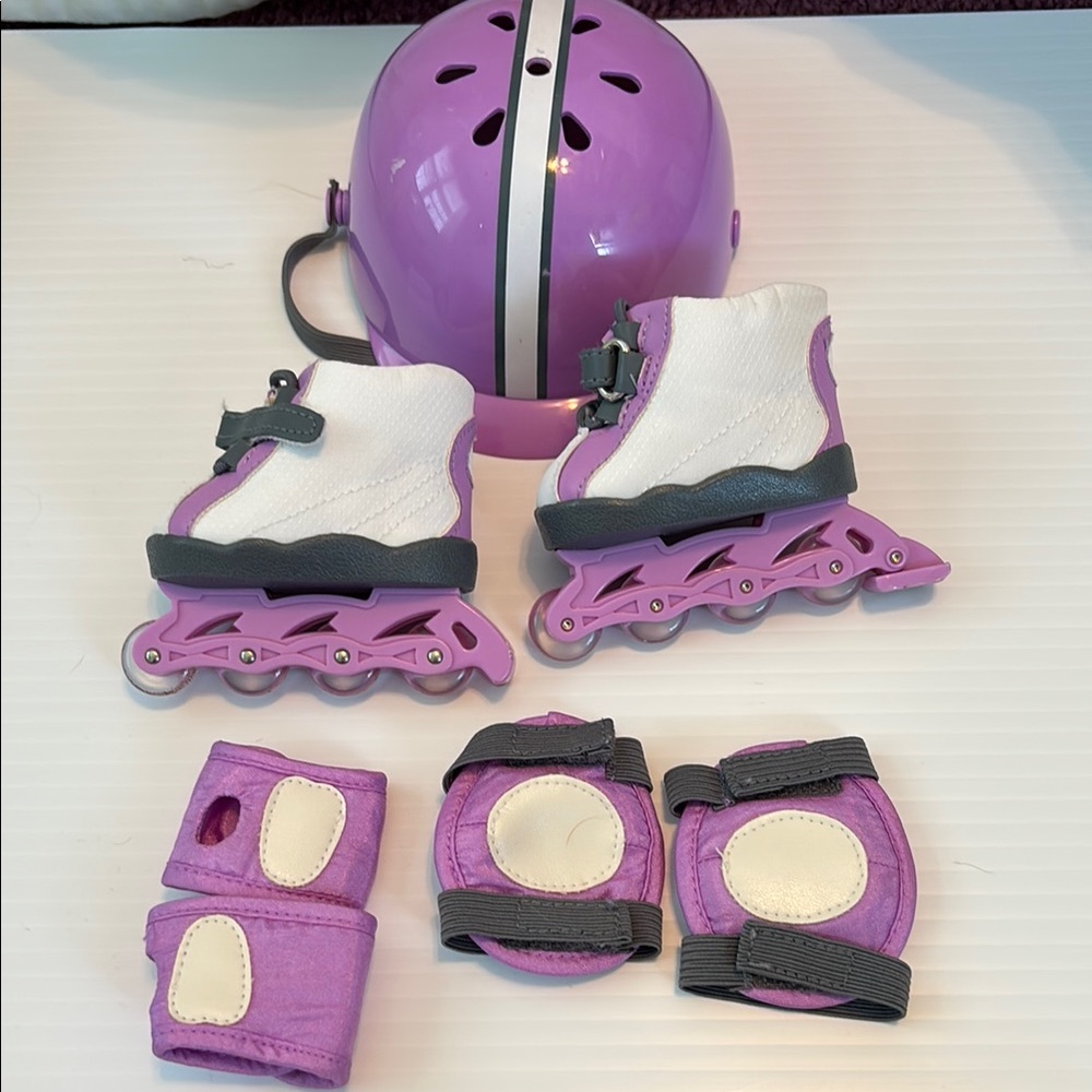American Girl Purple and White Roller Skating Set for 18” doll.